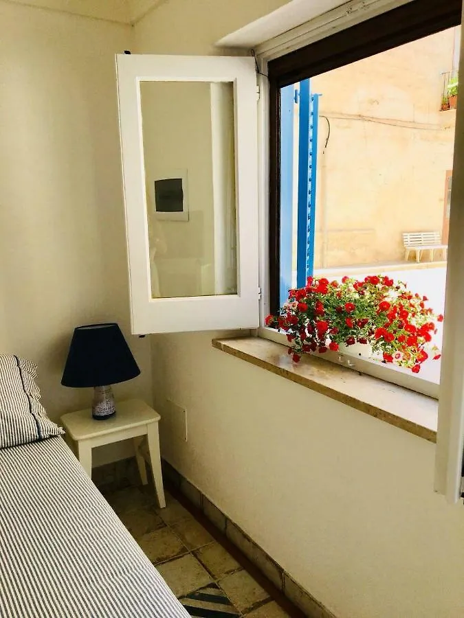 A Casuzza Villa Favignana 0*,  Italia